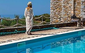 Alika Resort
